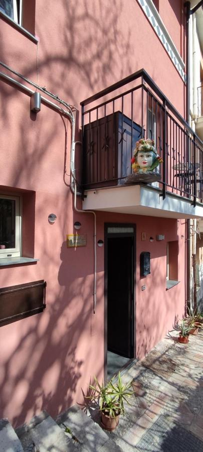 B&B Akropolis Taormina Luaran gambar