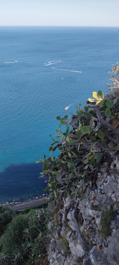 B&B Akropolis Taormina Luaran gambar