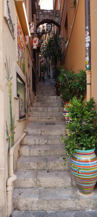 B&B Akropolis Taormina Luaran gambar